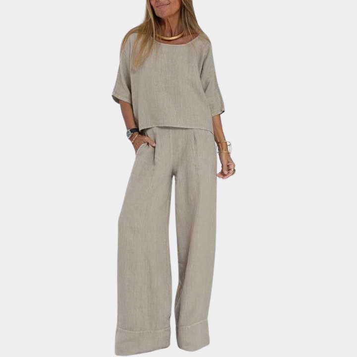 Elegancki i wygodny dwuczęściowy zestaw dla kobiet - miękki i stylowy