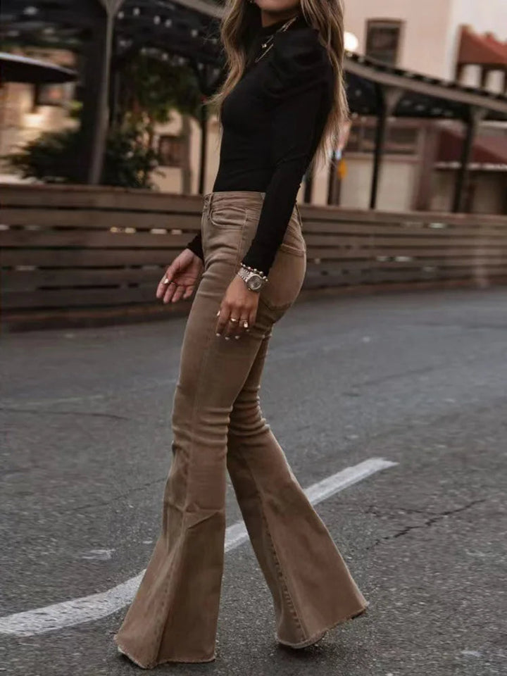 VelvetFlare - Modne damskie spodnie sztruksowe Flare zapewniające stylowy wygląd