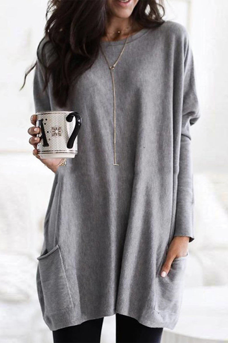 Damska koszulka z kołnierzykiem i kieszeniami, styl luźny i praktyczny