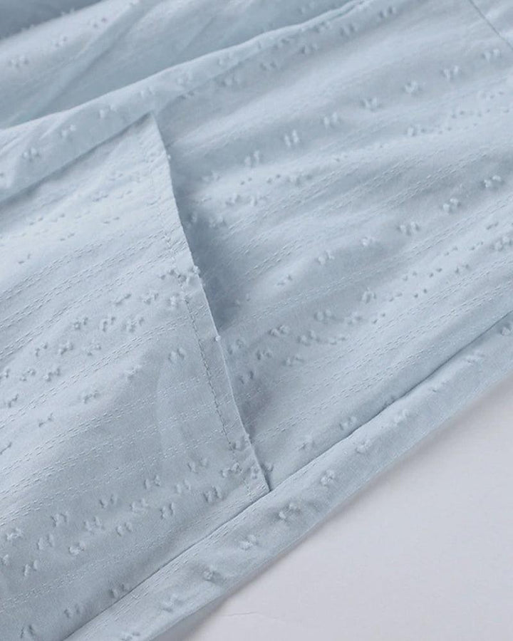 Szykowna i wyrafinowana damska sukienka koszulowa z długim rękawem na każdą okazję