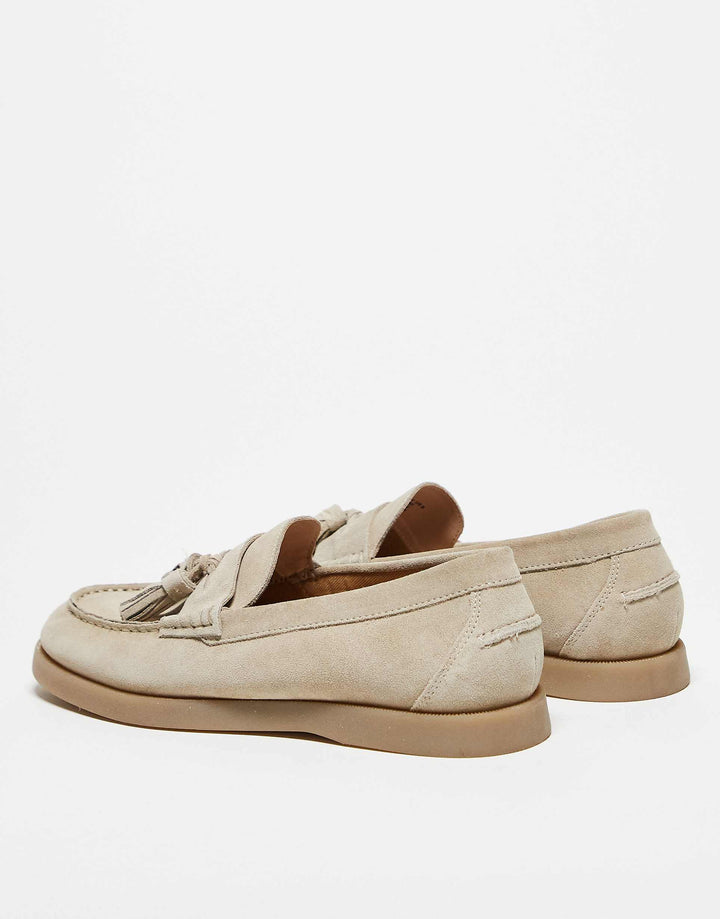 Eleganckie zamszowe loafersy ClassicStep ze stylowymi frędzlami