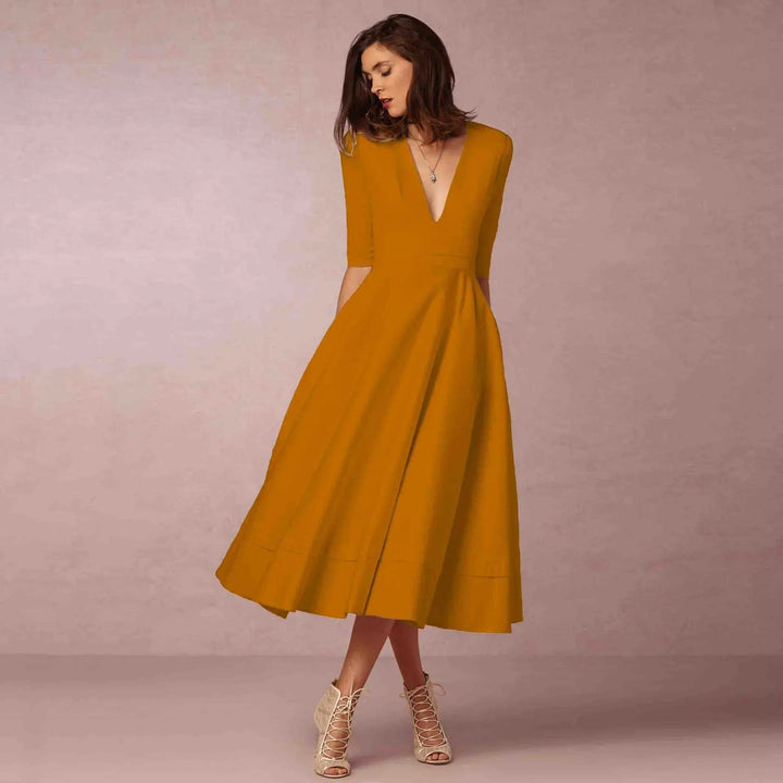 Bellezza - Stylowa elegancka sukienka o linii A z uwodzicielskim głębokim dekoltem w szpic dla kobiet