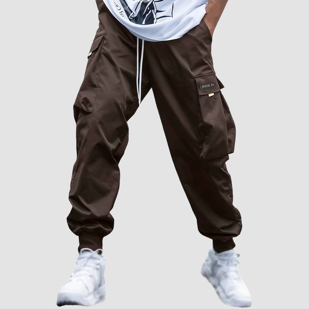 Finn - Męskie spodnie Slim Cross Pants zapewniające nowoczesny i wygodny wygląd