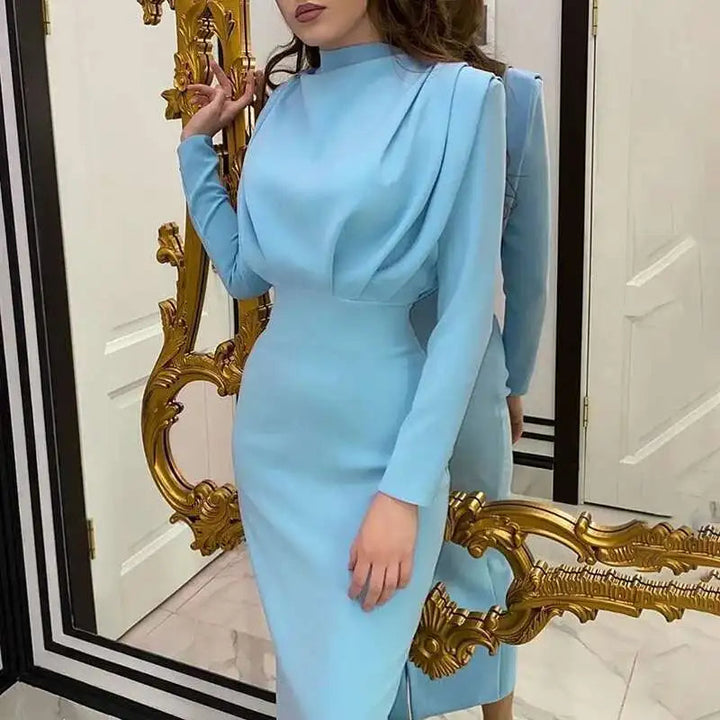 Alvienne - Szykowna i Sophistiquée dopasowana sukienka midi dla niepowtarzalnej elegancji