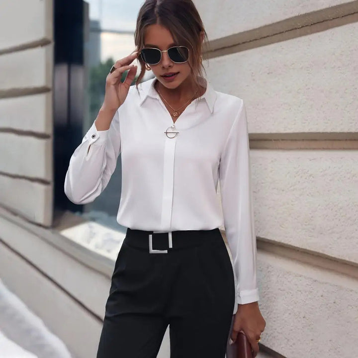Elegancka bluzka damska - niezbędny styl na każdą okazję