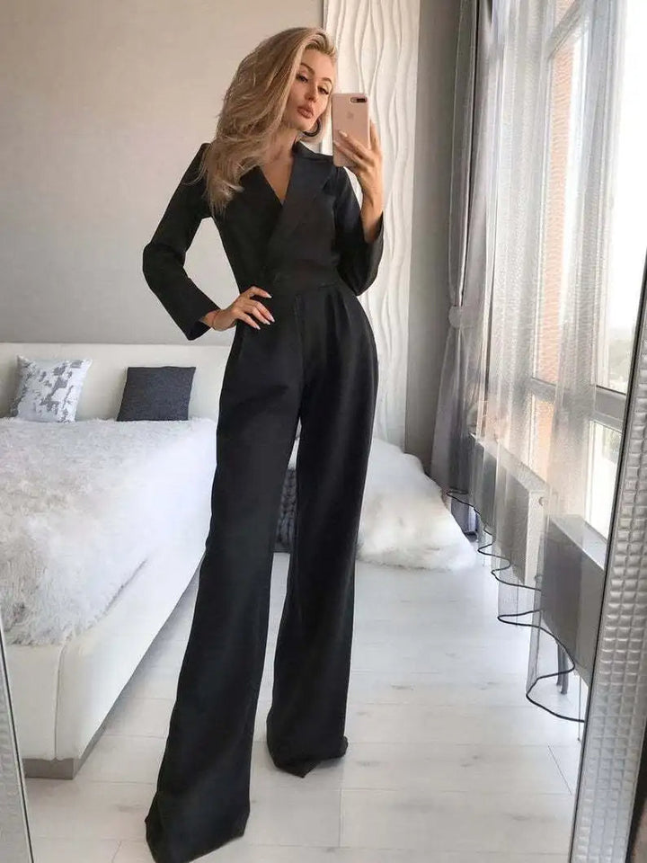 Sofia Elegancki kombinezon z dekoltem w szpic i luźnymi rurkami dla kobiet