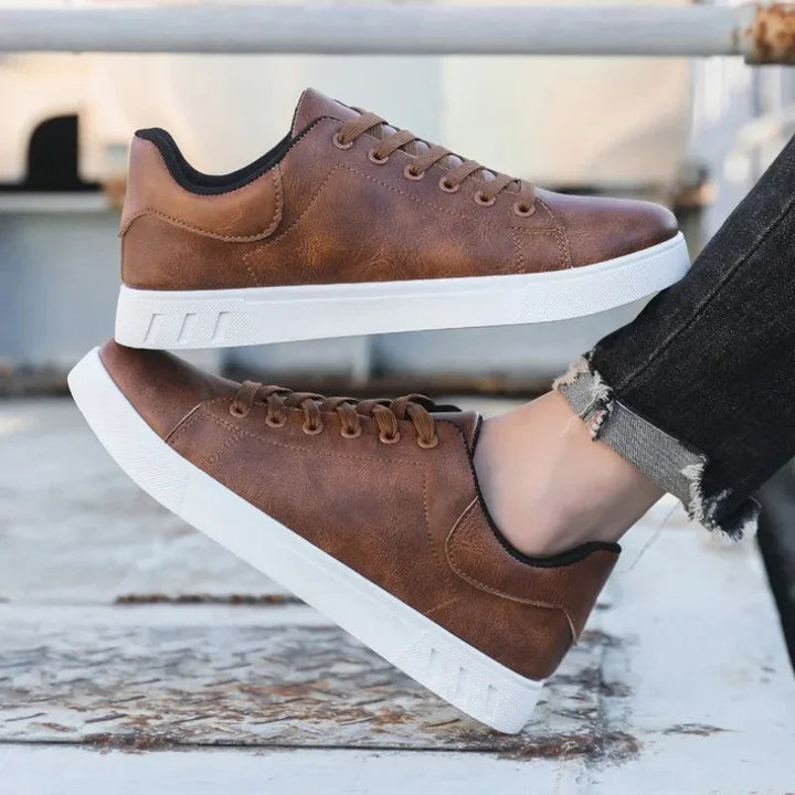 Stylowe buty męskie z efektowną, grubą podeszwą zapewniającą modny wygląd