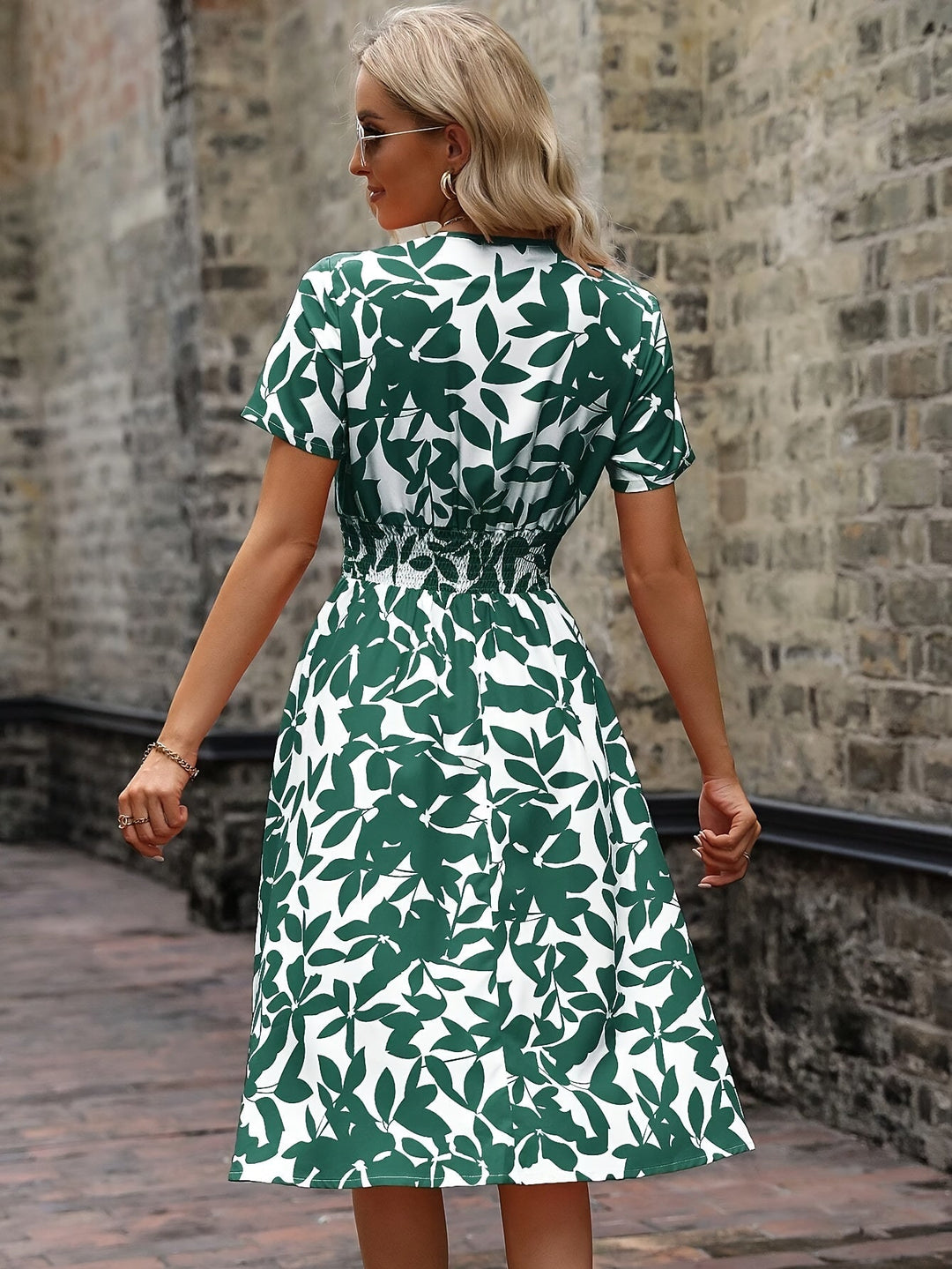Chic Women's Midi Dress - Stunning Floral Print with Elegant Smocked Details