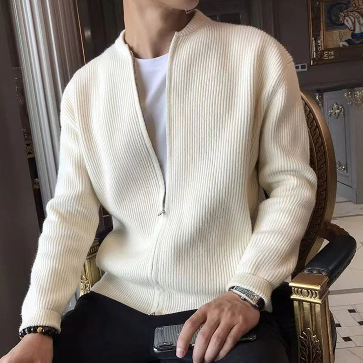 Stylowy męski kardigan z dzianiny z wygodnym zamkiem błyskawicznym zapewniający elegancki wygląd