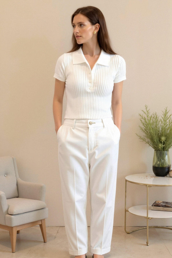 Stylowa damska koszulka polo z krótkim rękawem z prążkowanej dzianiny dla szykownego wyglądu