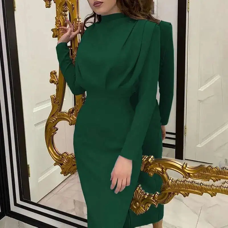Alvienne - Szykowna i Sophistiquée dopasowana sukienka midi dla niepowtarzalnej elegancji