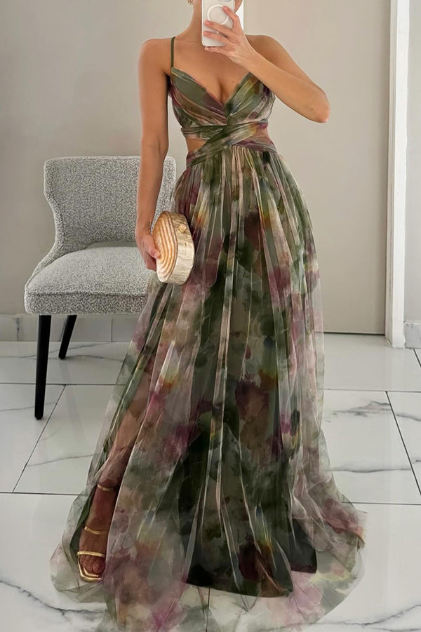 Sukienka maxi w kwiaty – kobiecy fason na specjalne okazje