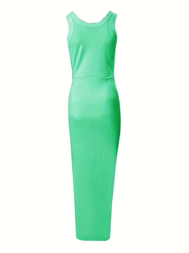 Elegancka satynowa damska sukienka bodycon z dekoltem bez rękawów i wysokim rozcięciem