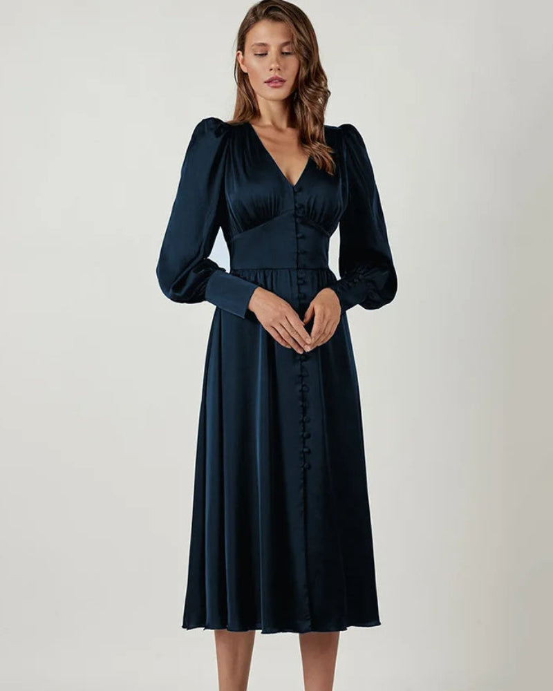 Elegancka satynowa sukienka Maxi Seraphina z dekoltem w szpic dla kobiet