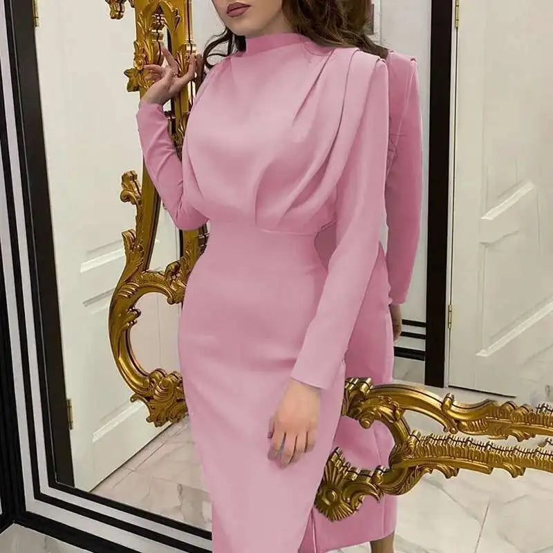 Alvienne - Szykowna i Sophistiquée dopasowana sukienka midi dla niepowtarzalnej elegancji