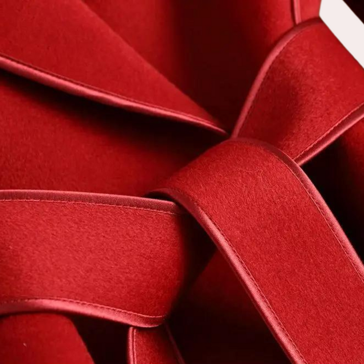 Elegancki długi płaszcz damski - Podkreśl swój styl!