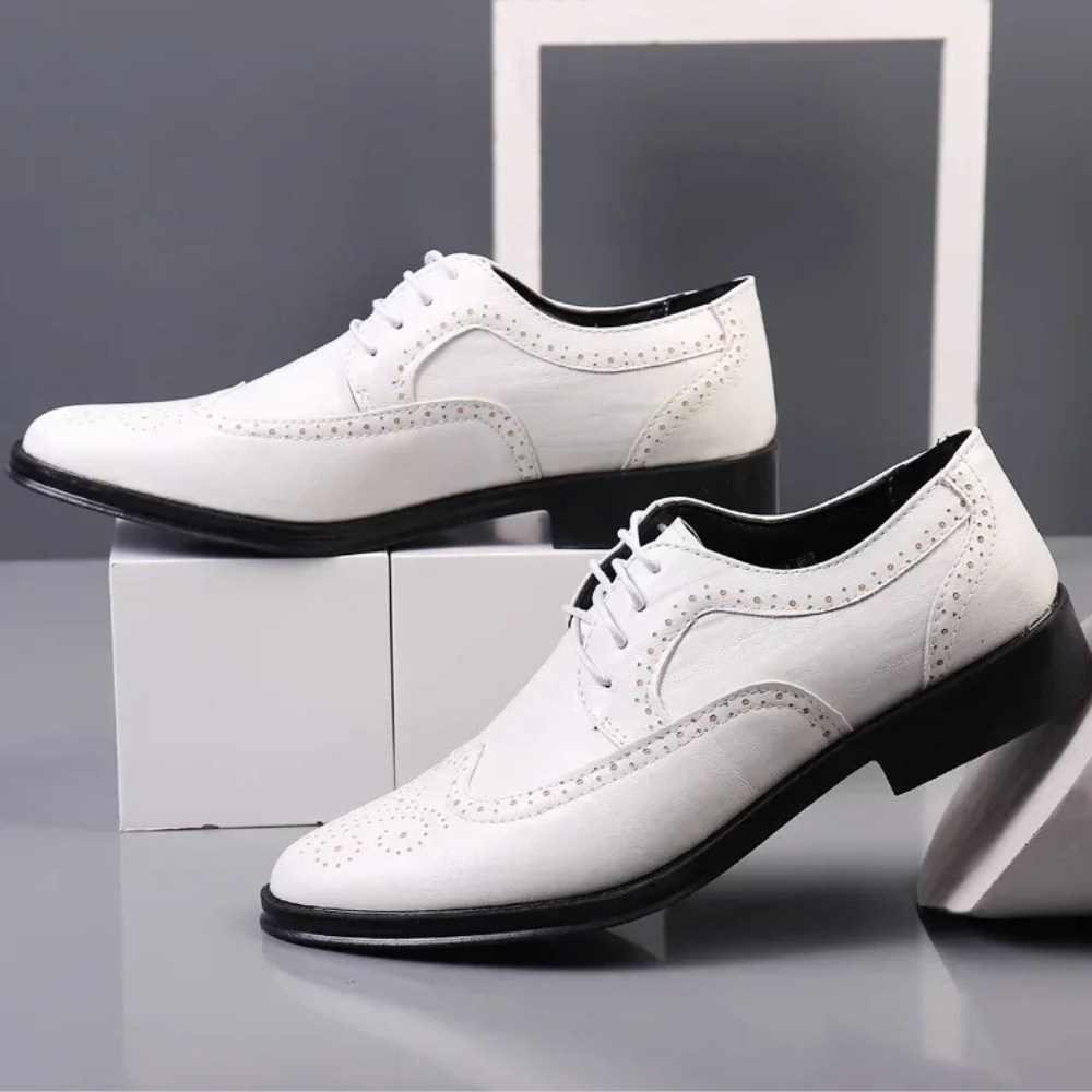 Stylowe męskie buty skórzane Oxford marki Alvion o eleganckim wyglądzie