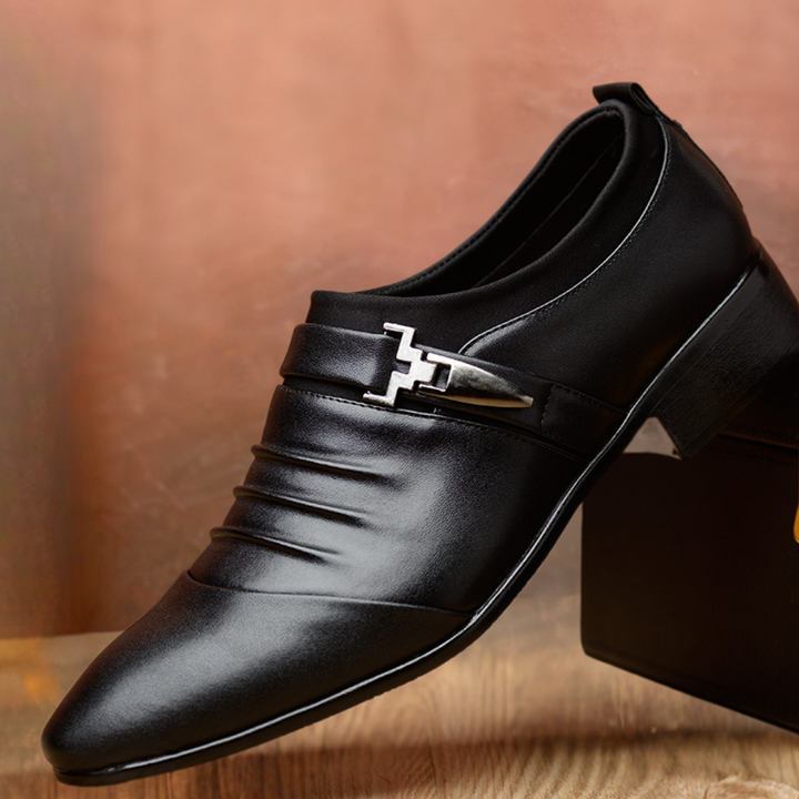 Eleganckie buty męskie: połączenie profesjonalnego stylu z casualowym wyrafinowaniem