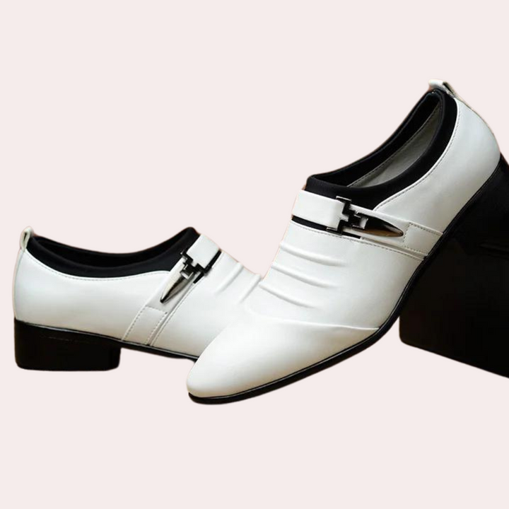 Eleganckie buty męskie: połączenie profesjonalnego stylu z casualowym wyrafinowaniem