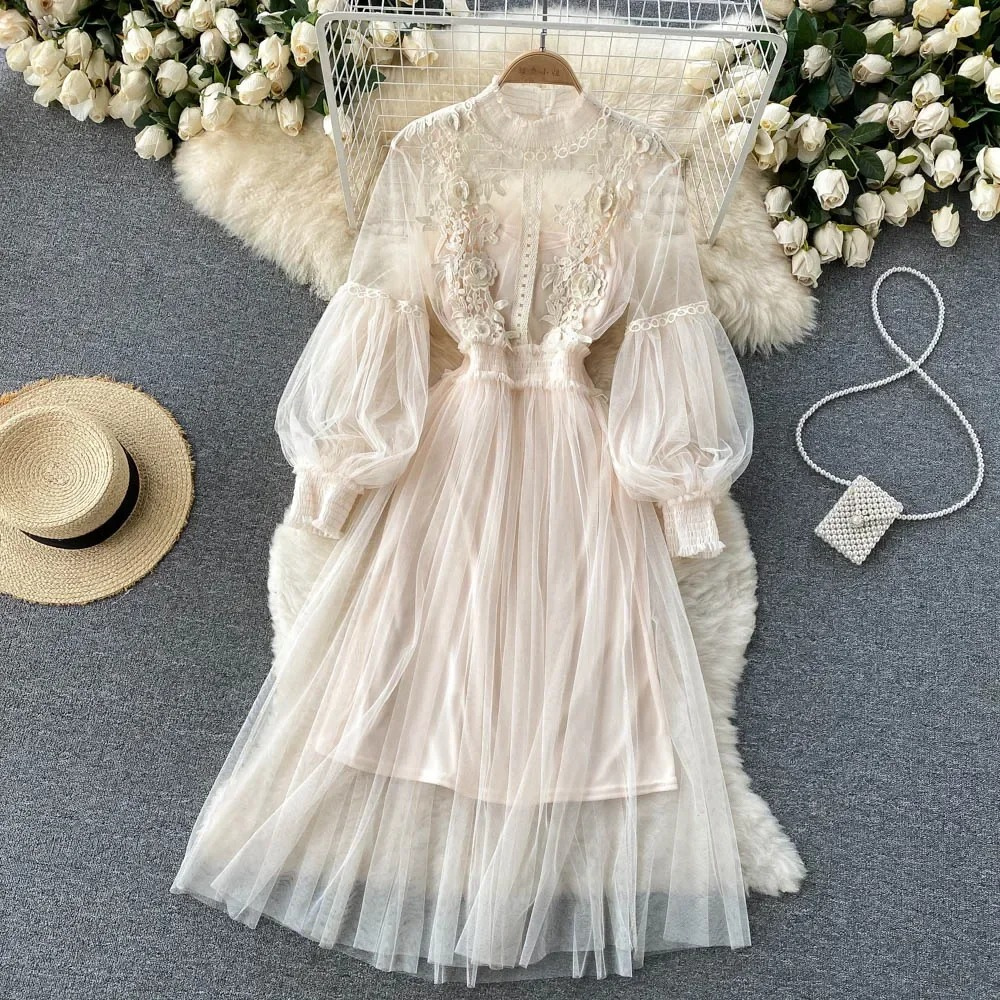 Fleur - Elegancka sukienka w kwiaty na każdą okazję