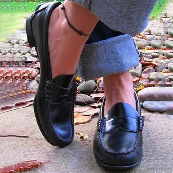 Damskie loafersy penny – klasyczne półbuty do pracy i na co dzień