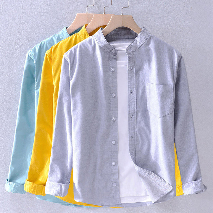 Camicia maschile a maniche lunghe con bottoni elegante e comoda
