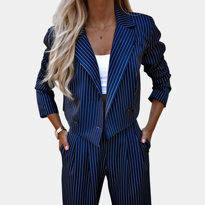 Daniella - Elegancki i szykowny dwuczęściowy zestaw dla kobiet