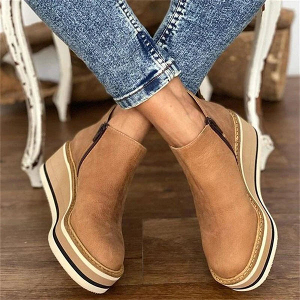 Wysokie buty damskie Estée - Elegancja i moda na palcach