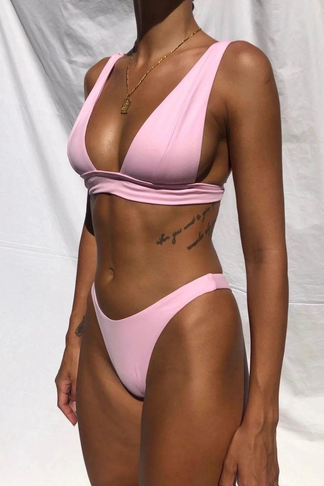 Damskie bikini push-up ANCED - modny styl i dopasowany krój