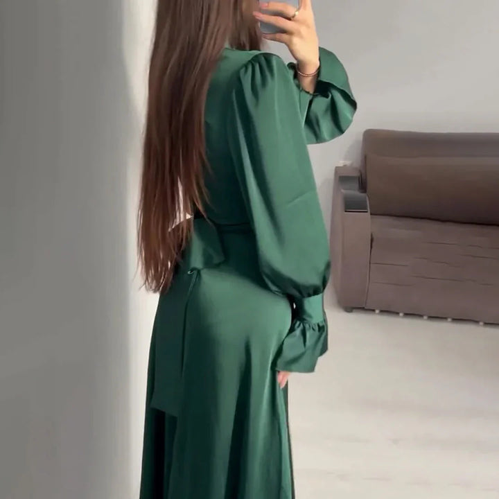 Elina - Elegancka długa sukienka dla kobiet zapewniająca stylowy wygląd