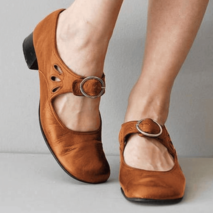 Eleganckie buty damskie w stylu vintage - idealne na słoneczne dni!