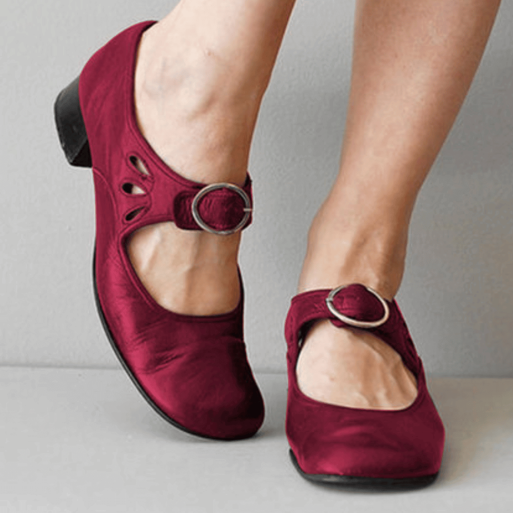 Eleganckie buty damskie w stylu vintage - idealne na słoneczne dni!