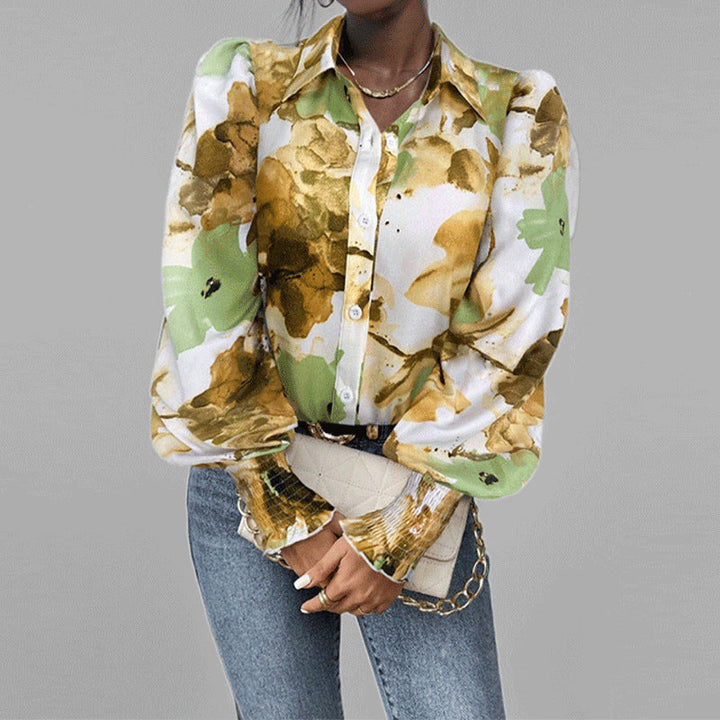 Kamizelka damska z botkami z regulacją oversize, manga abullonada, estampado floral y puños fruncidos