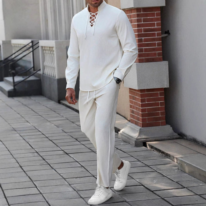 Męska casualowa koszula Henley - mieszanka bawełny i lnu ze stylowym sznurowaniem na piersi - wygodny luźny krój i kołnierzyk z gumką