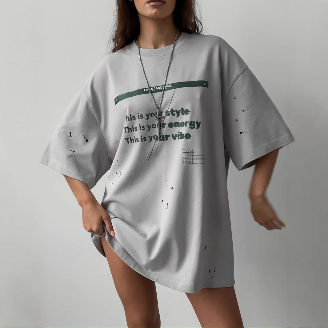 T-shirt damski oversize z bawełny melanżowej z grafiką vintage - style décontracté
