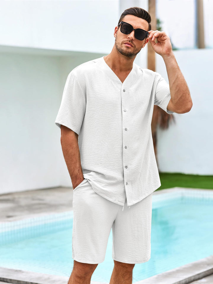 Conjunto Masculino de Dos Piezas - Camisa de Cuello en V con Botones - Shorts de Ajuste Cómodo - Algodón Transpirable