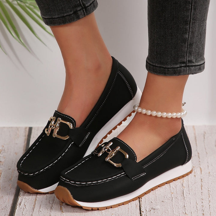 Sneakersy Plataforma para Mujer - Estilo Slip-On con Cadena - Punta Moc - Ajuste Casual