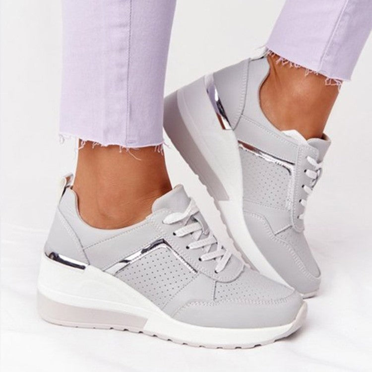 Stylowe sneakersy damskie na co dzień z podeszwą na platformie, oddychającymi panelami z siateczki i wygodnym sznurowaniem
