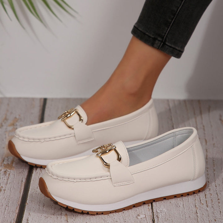 Sneakersy Plataforma para Mujer - Estilo Slip-On con Cadena - Punta Moc - Ajuste Casual