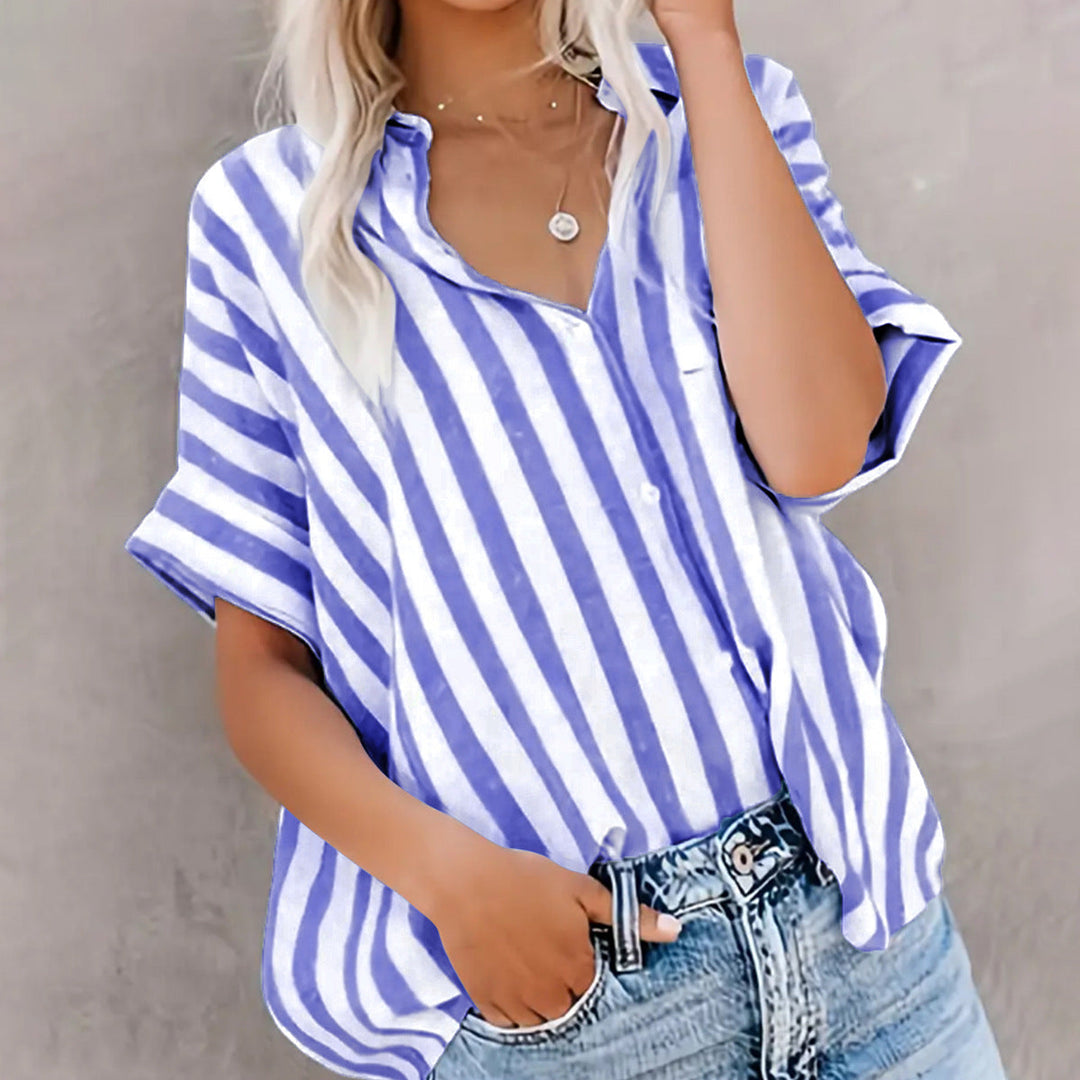 Camisa de manga corta para mujer - corte relajado y a rayas con botones frontales