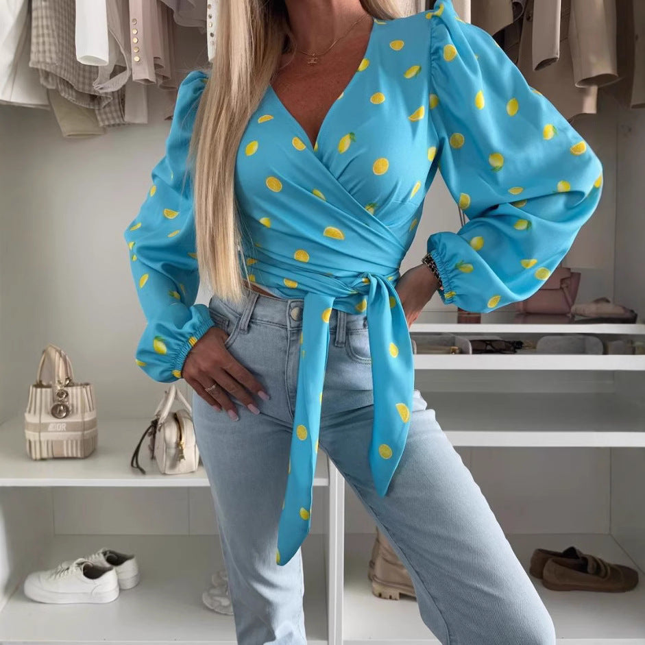 Topy damskie z dekoltem w szpic - dekolt w szpic - dekolt w szpic - mankiety na ramiączkach - kroje coupe - nadruki w eleganckim stylu