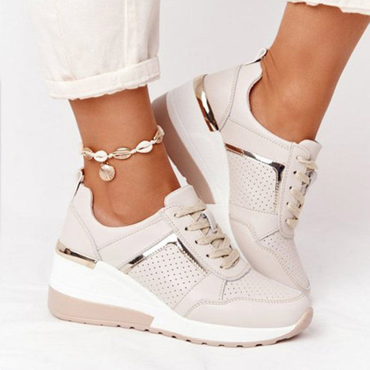 Stylowe sneakersy damskie na co dzień z podeszwą na platformie, oddychającymi panelami z siateczki i wygodnym sznurowaniem