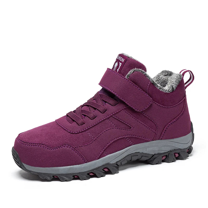 Sneakersy damskie na zimę z podeszwą z futerka, zapewniające komfort i wygodę.