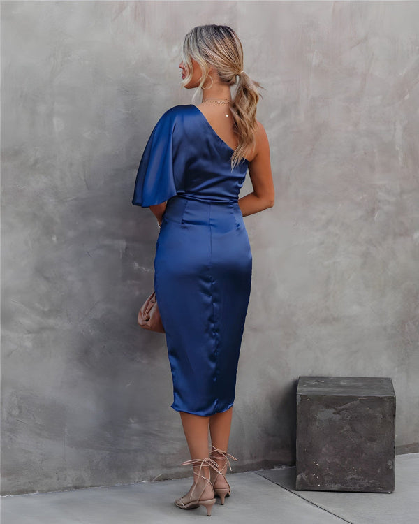 Elegancka satynowa sukienka midi Sinclair dla wyrafinowanego wyglądu