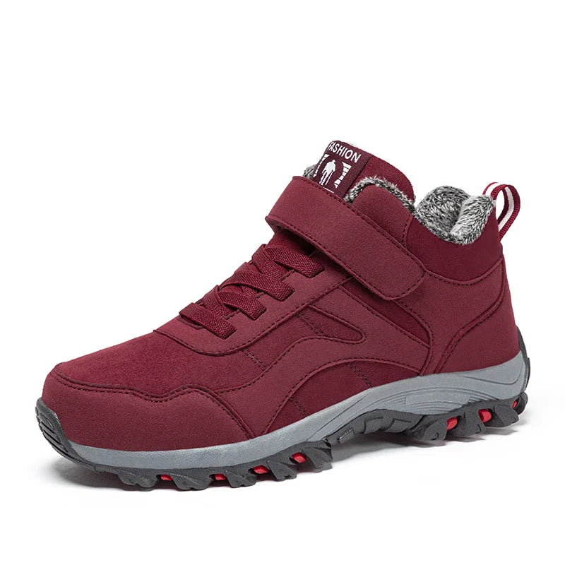 Sneakersy damskie na zimę z podeszwą z futerka, zapewniające komfort i wygodę.