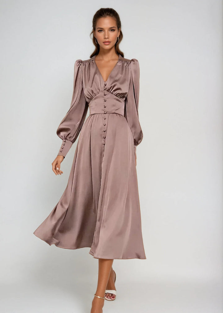 Elegancka satynowa sukienka Maxi Seraphina z dekoltem w szpic dla kobiet