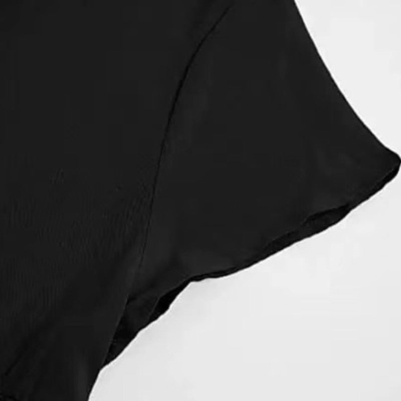 Odzież damska w dużych rozmiarach - Szlafrok z eleganckimi mankietami