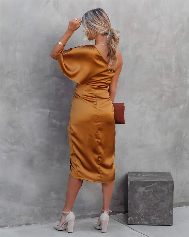 Soraya - Stilvolle Asymmetrische Off-Shoulder Kleid for einen unvergleichlichen Look