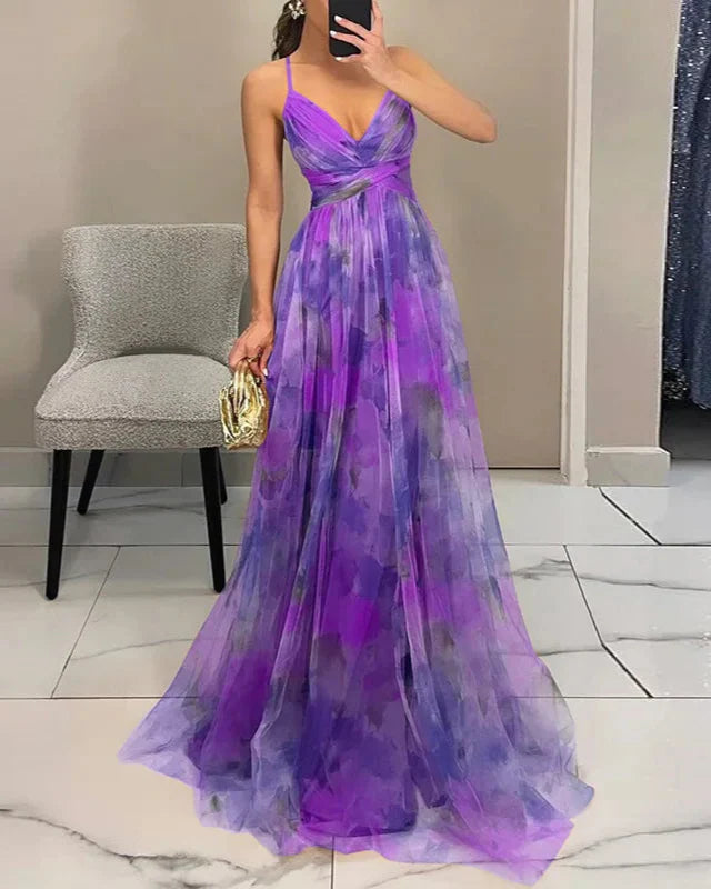 Sukienka maxi w kwiaty – kobiecy fason na specjalne okazje