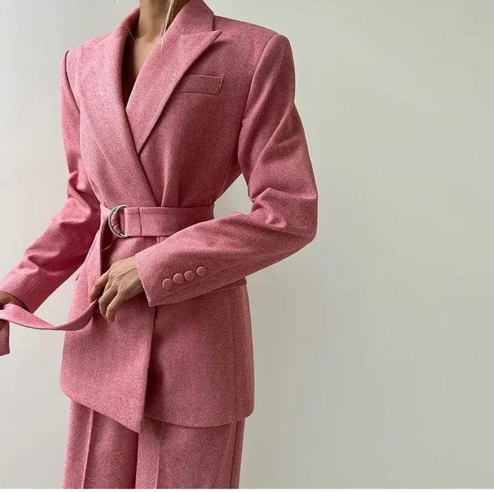 Stylowy 3-częściowy kombinezon damski z modną marynarką, eleganckim topem i wygodnymi szerokimi nogawkami